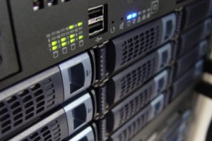 server-room-air-conditioning-300x200